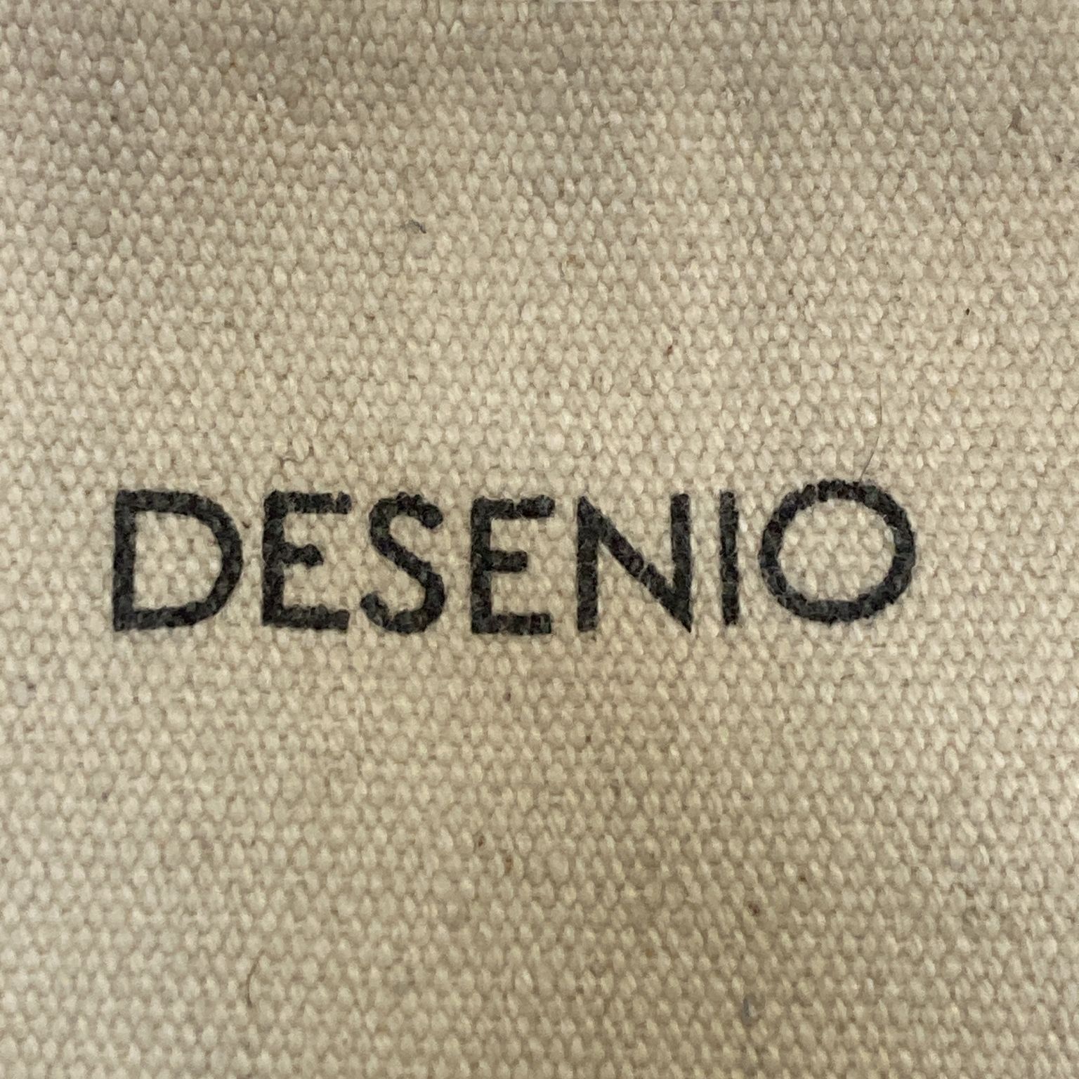 Desenio