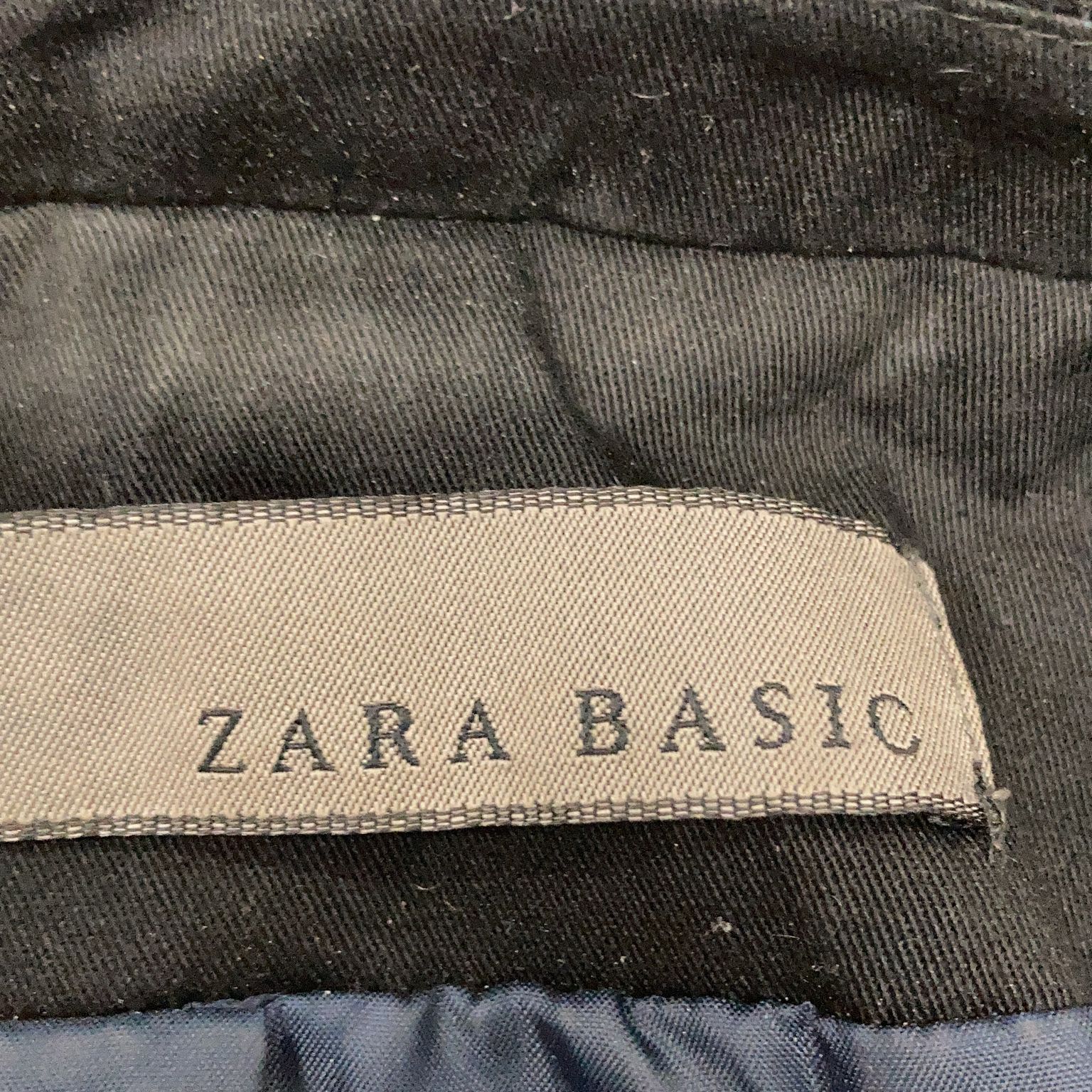 Zara Basic