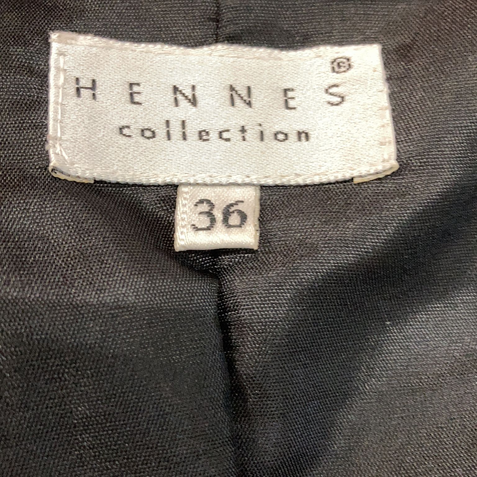 Hennes Collection