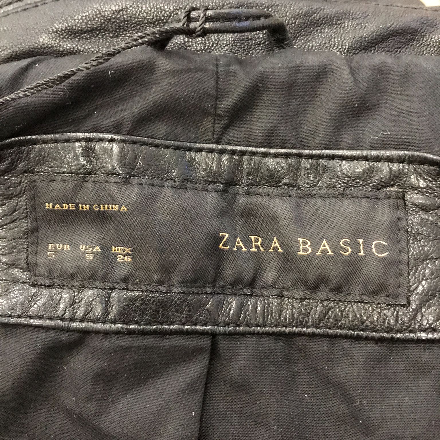 Zara Basic