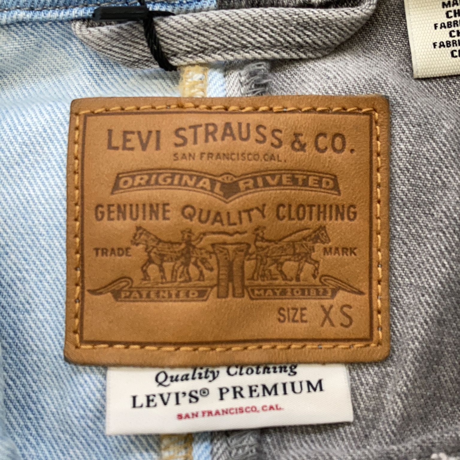 Levi Strauss  Co