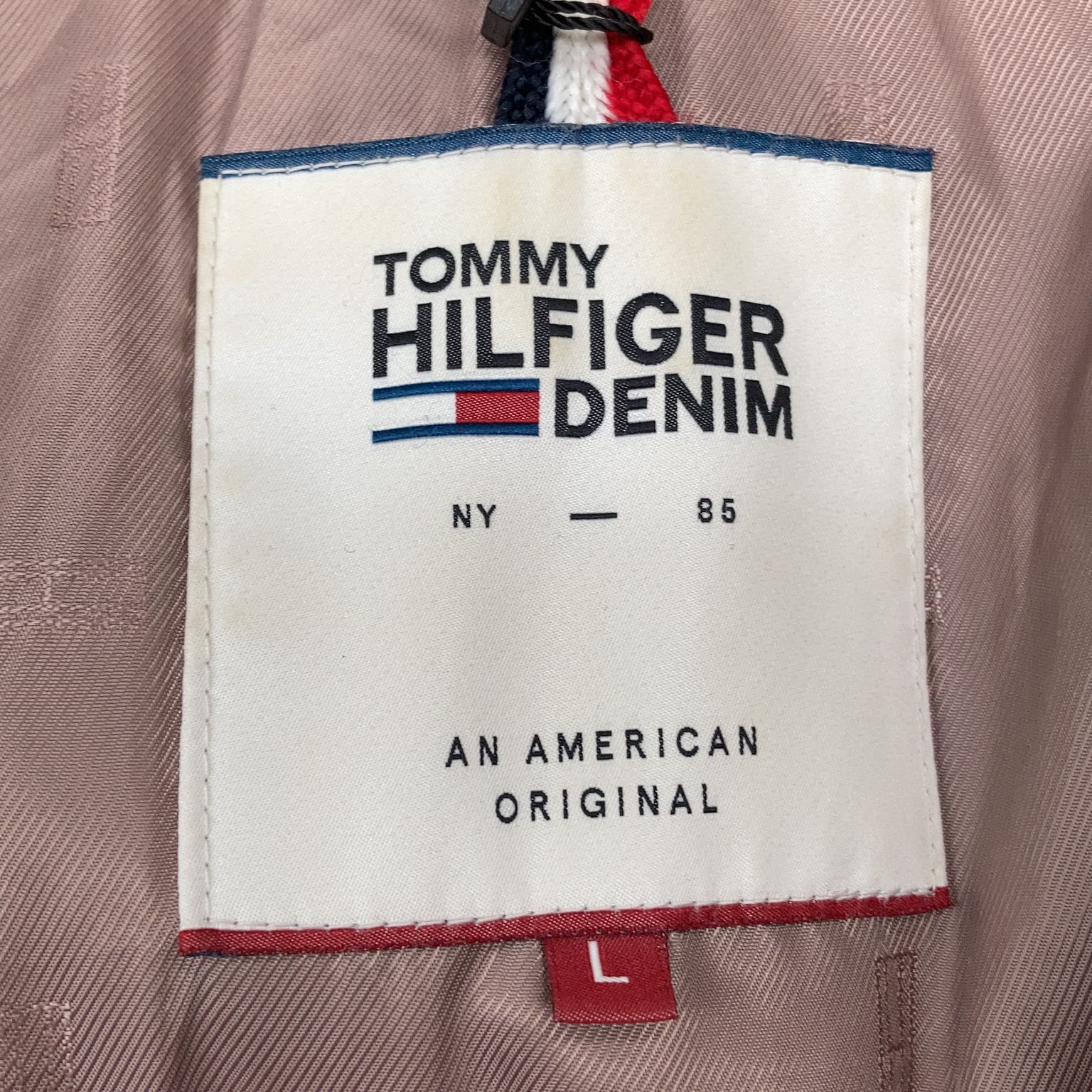 Tommy Hilfiger