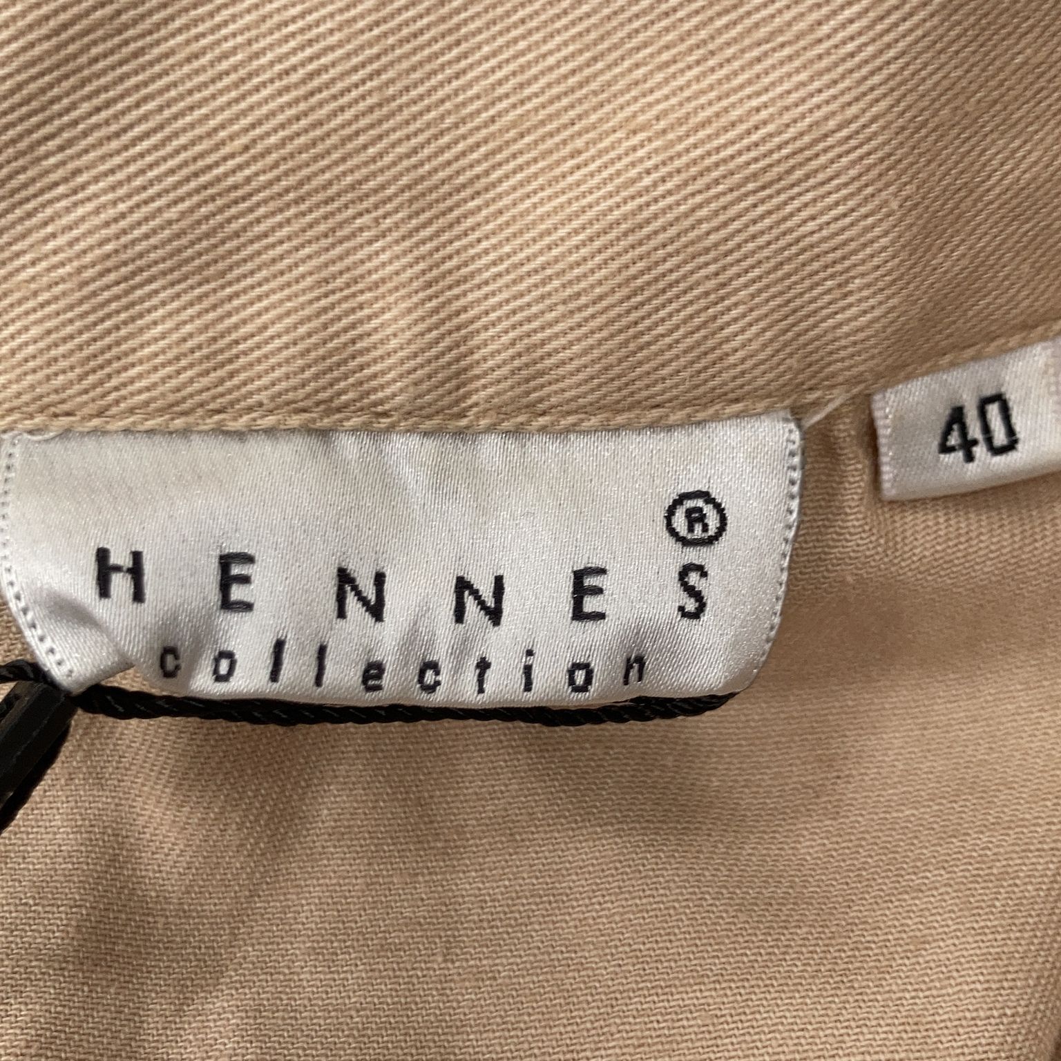 Hennes Collection