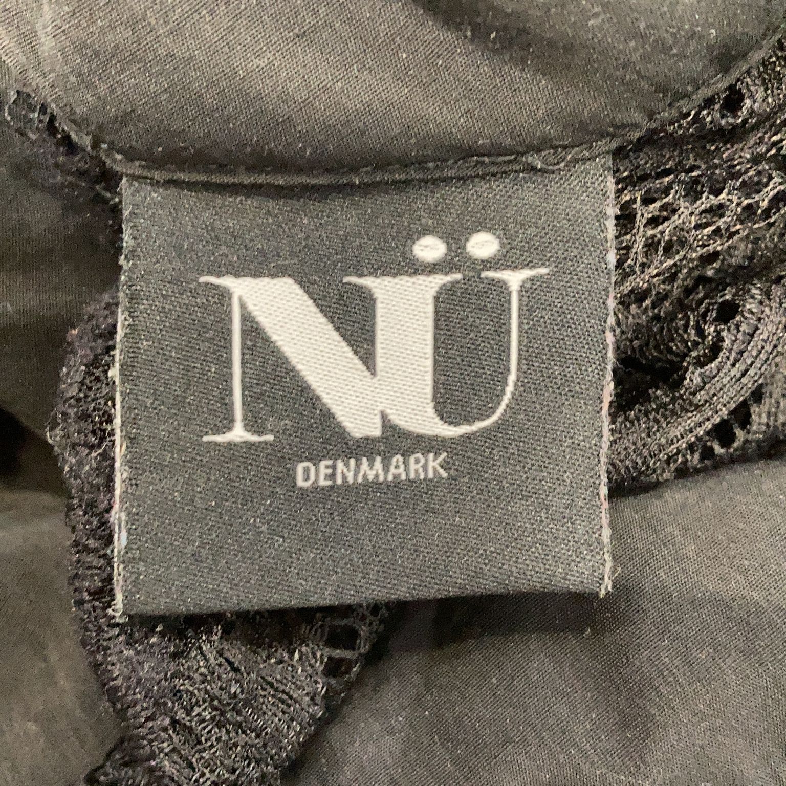 Nu