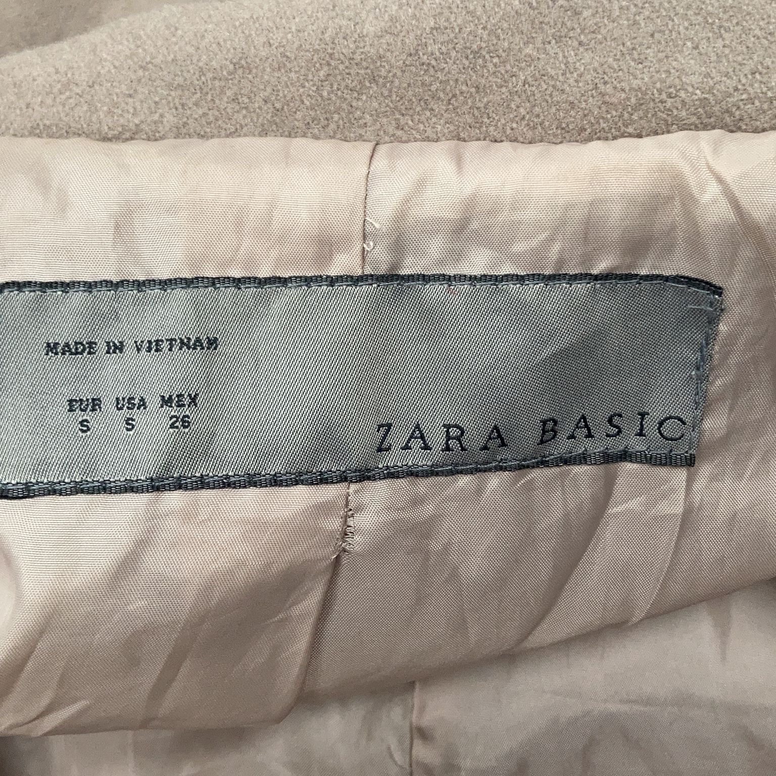 Zara Basic