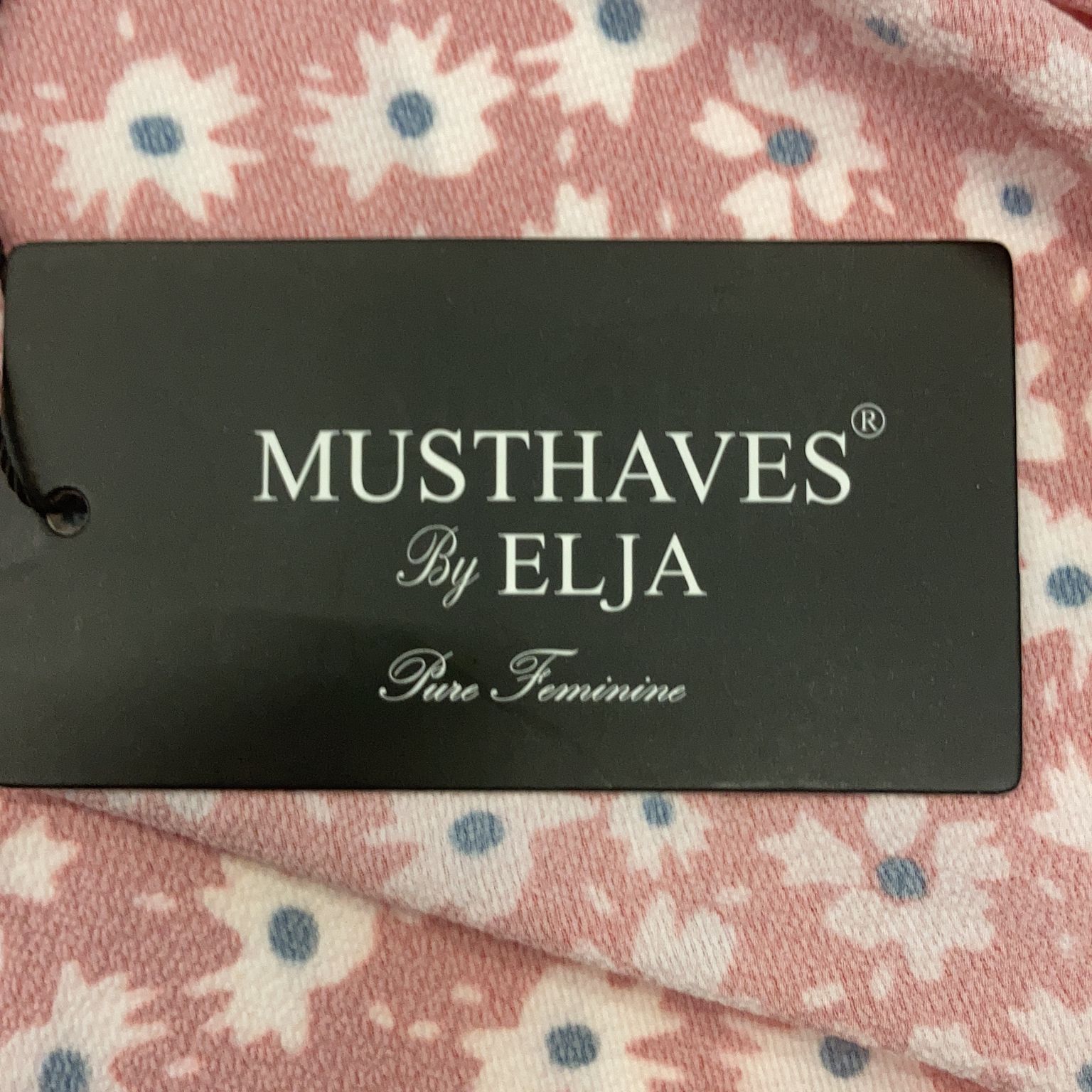 Musthaves by Elja