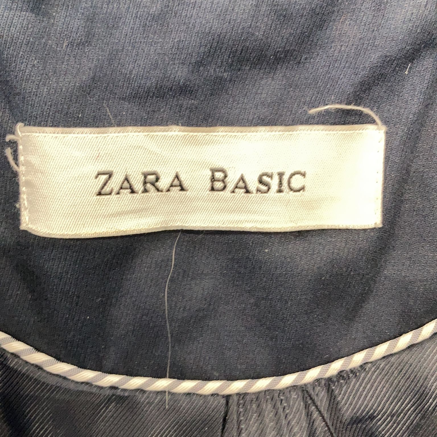 Zara Basic