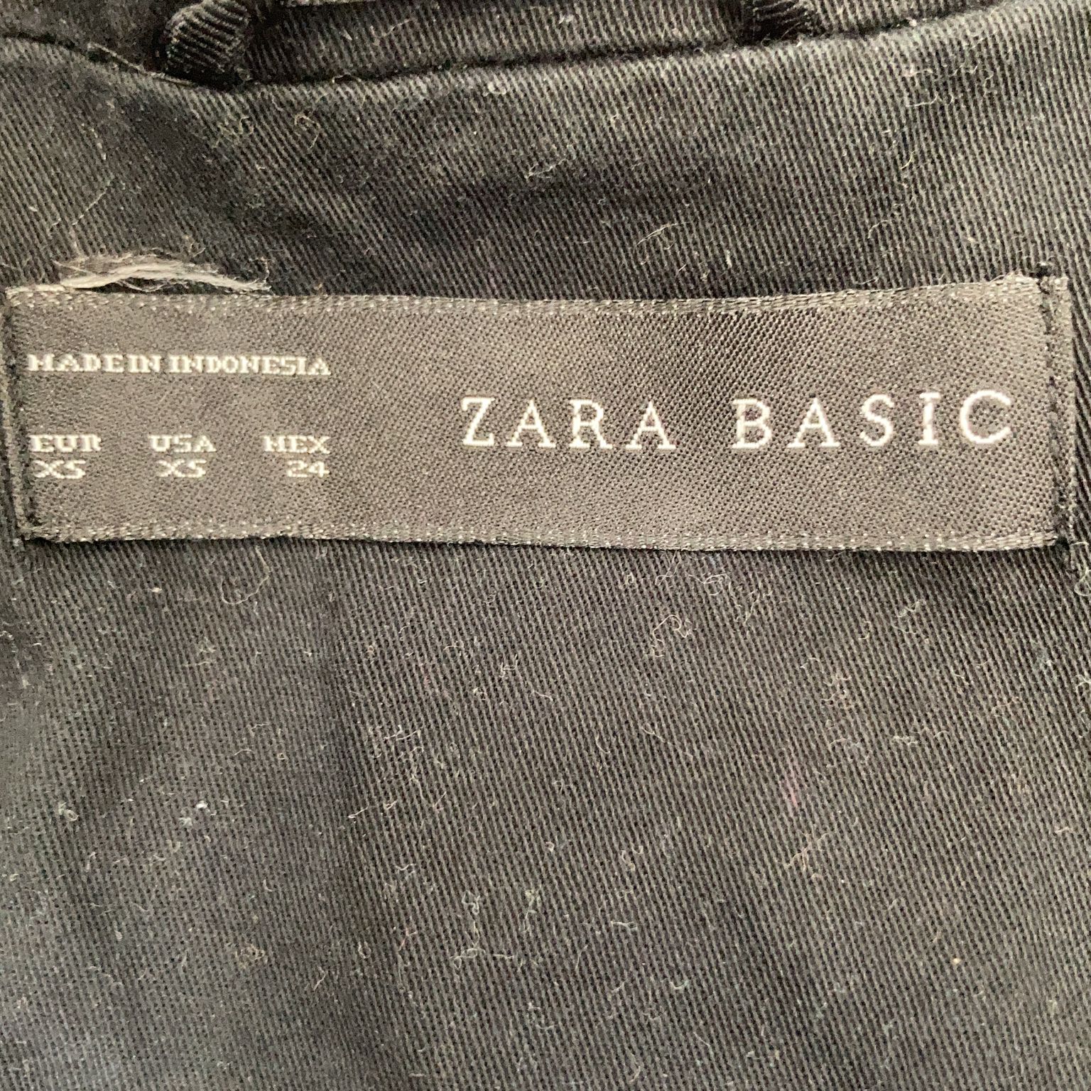 Zara Basic