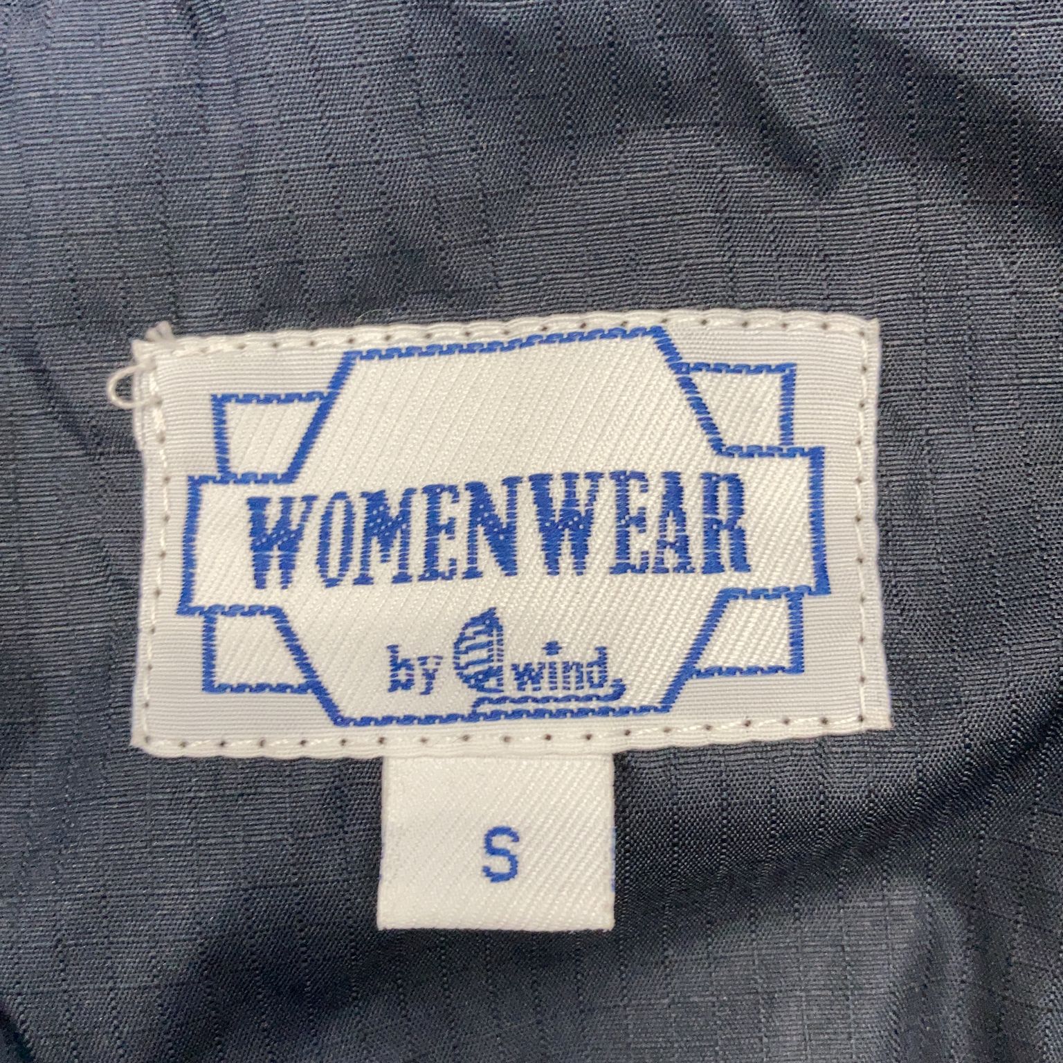 Womenwear by Wind