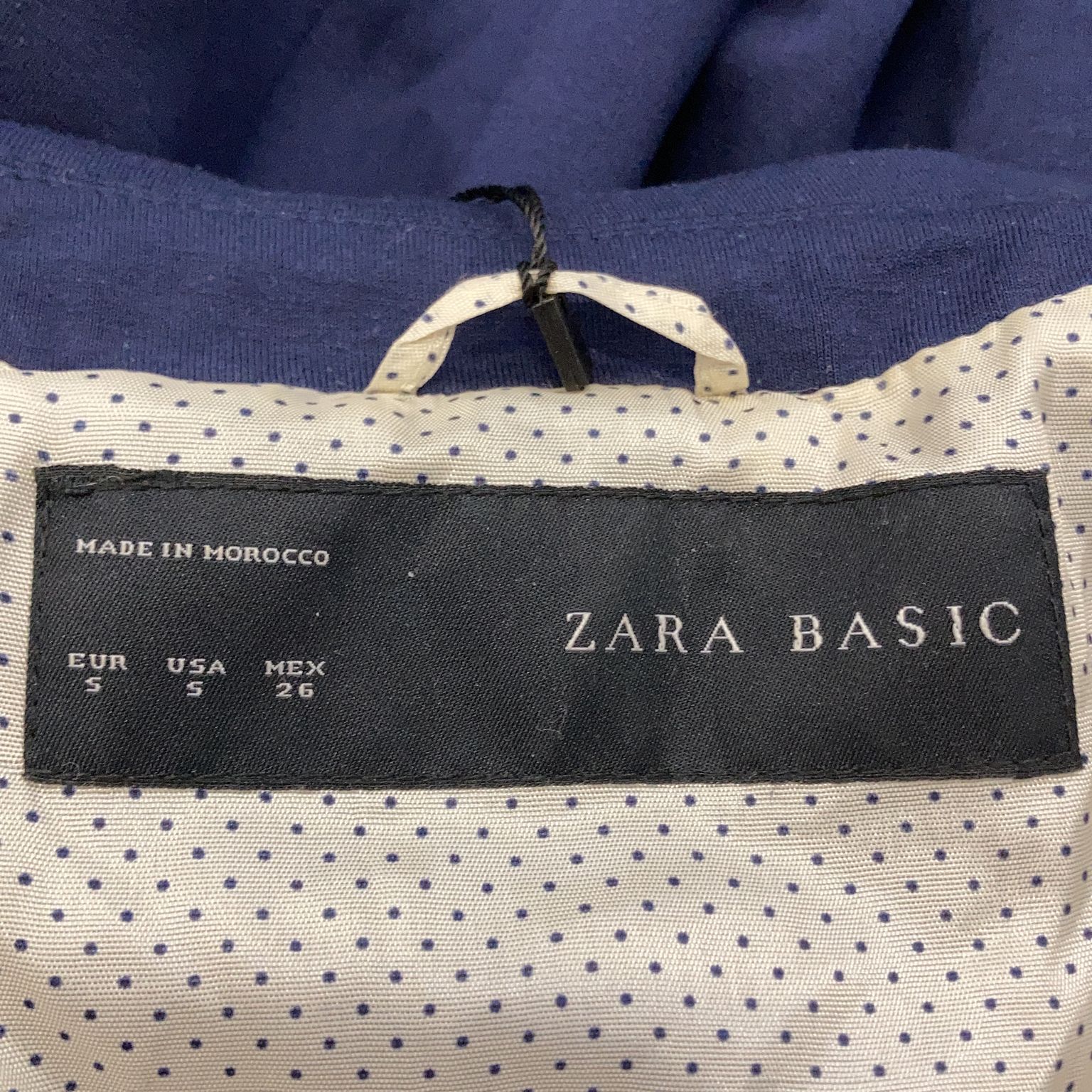 Zara Basic