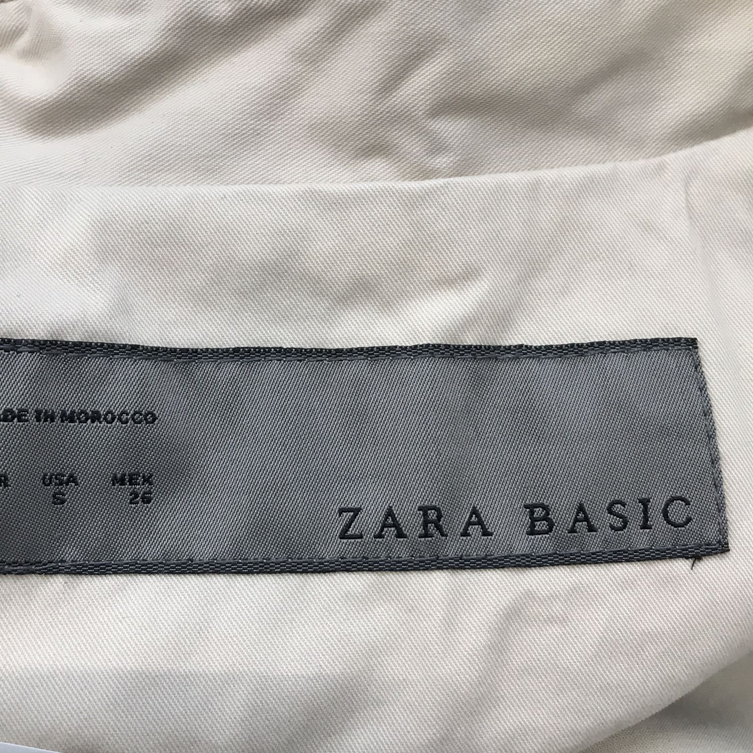 Zara Basic