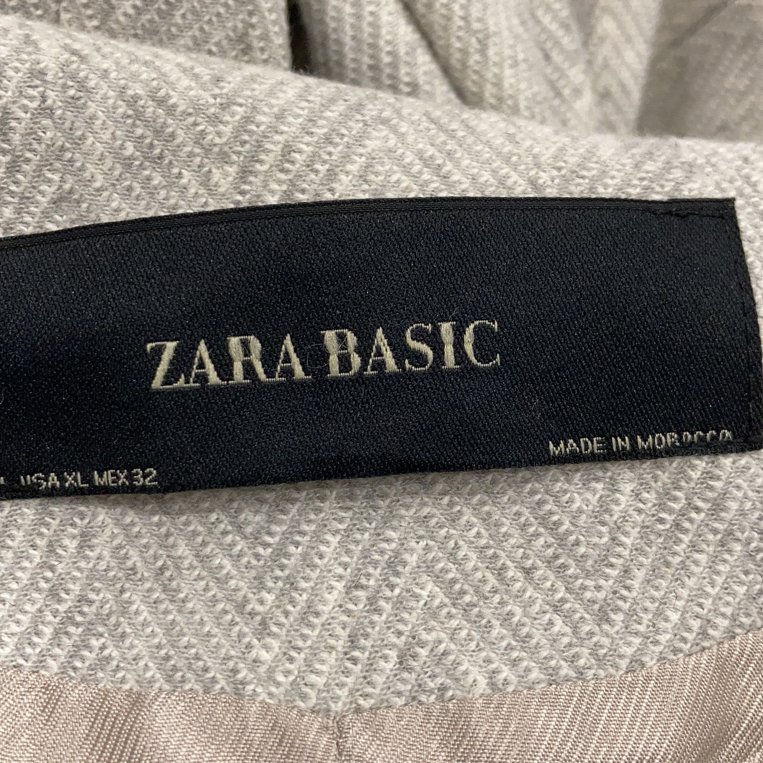 Zara Basic