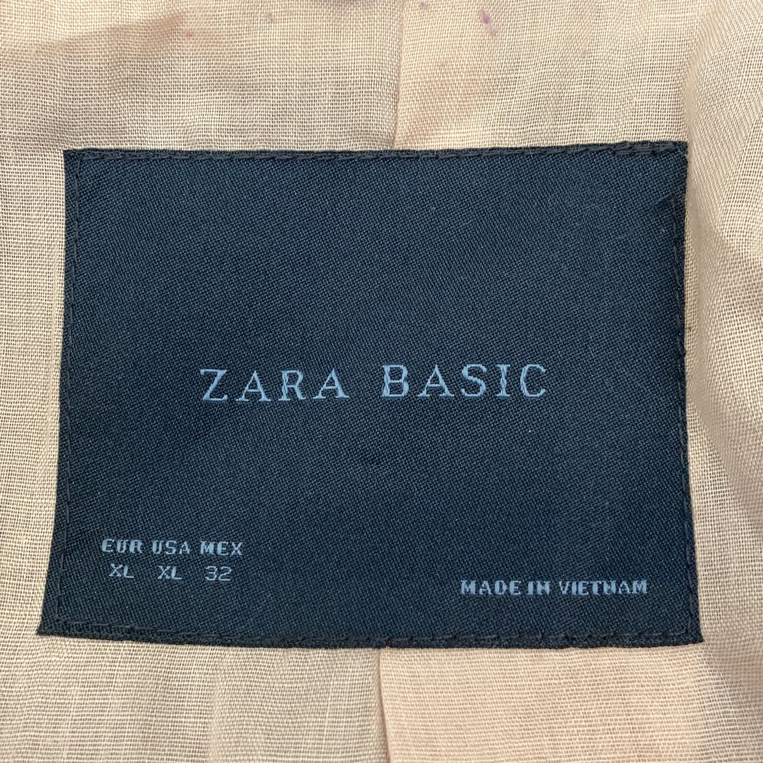 Zara Basic