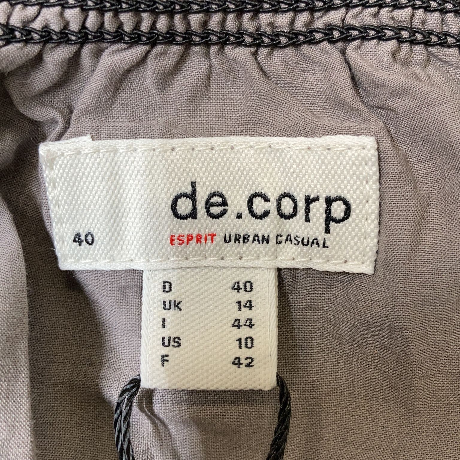 De.Corp Esprit Urban Casual