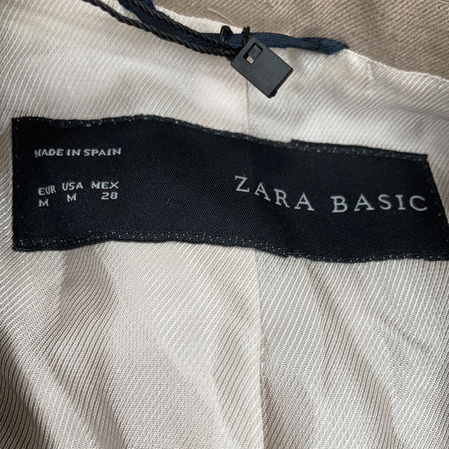 Zara Basic