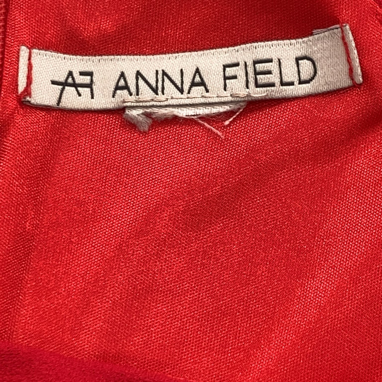 Anna Field