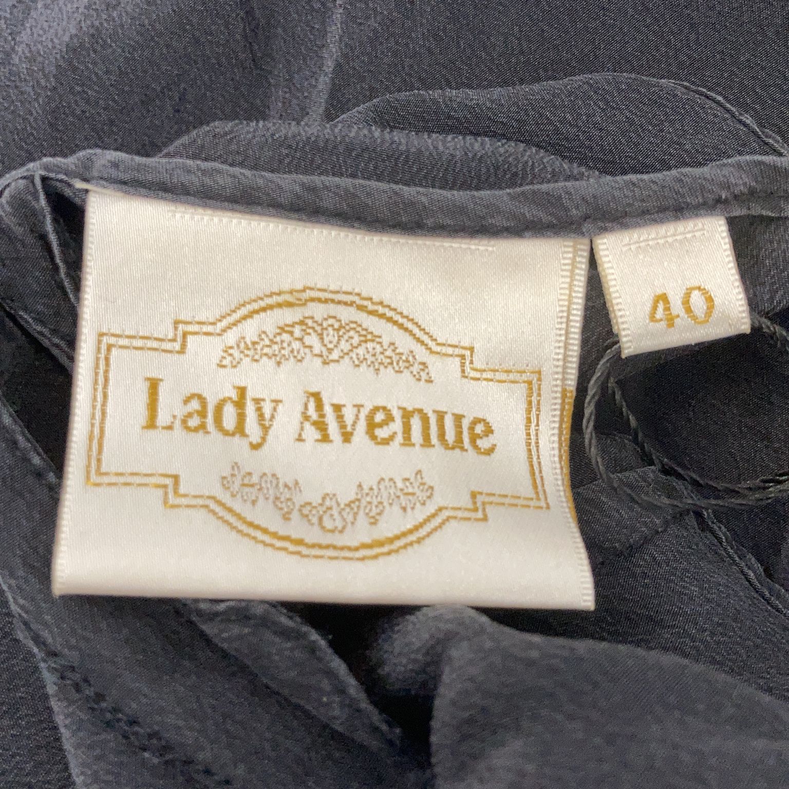 Lady Avenue