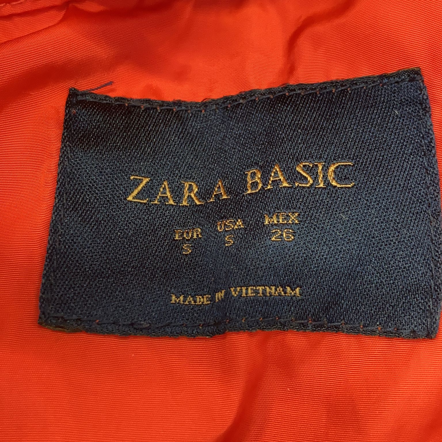 Zara Basic