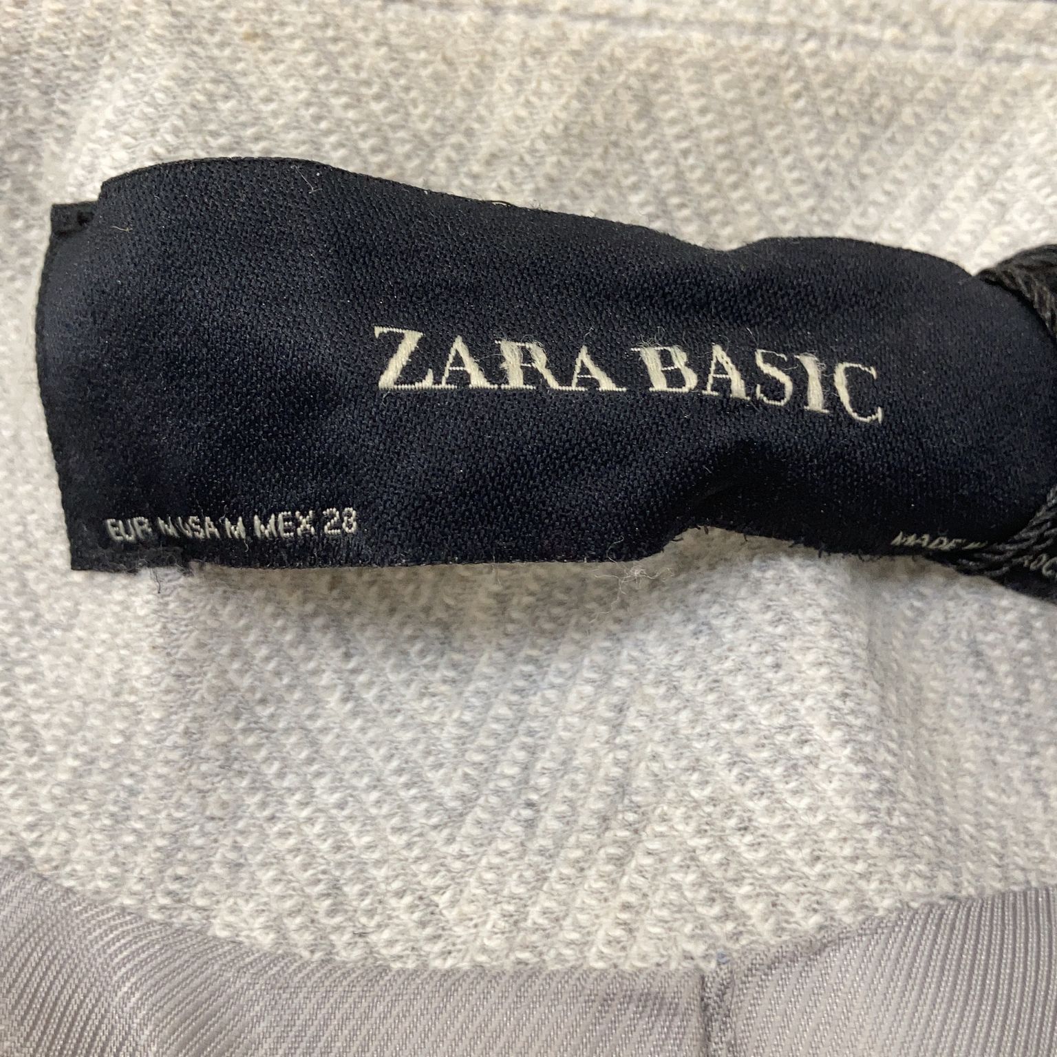 Zara Basic