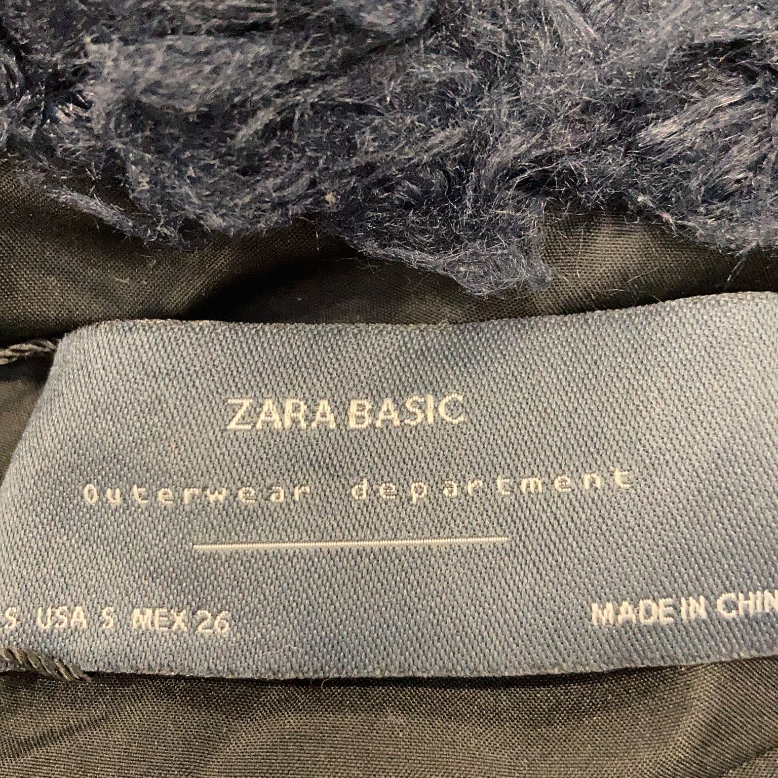 Zara Basic