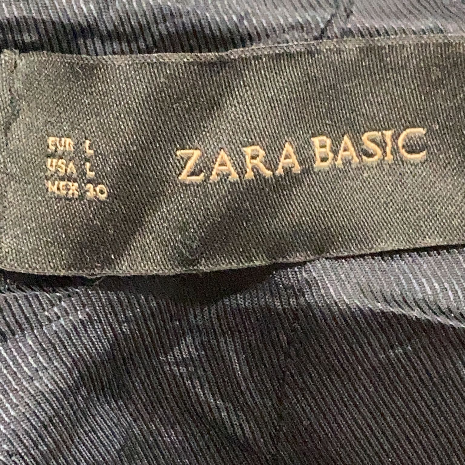 Zara Basic