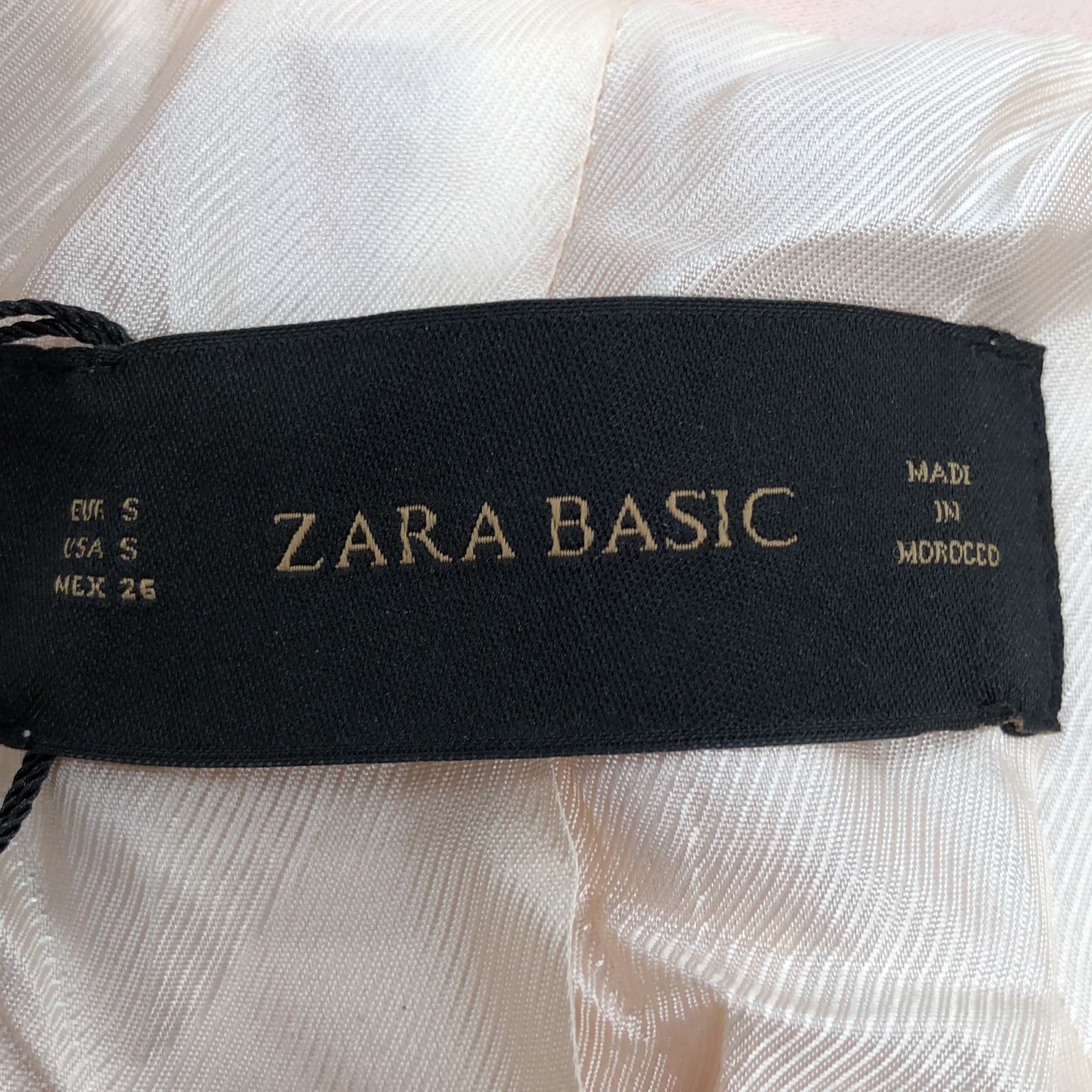 Zara Basic