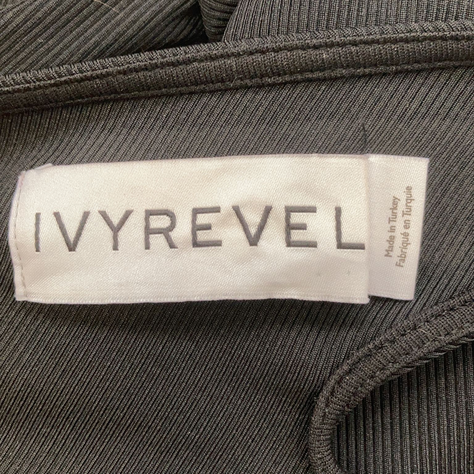 Ivyrevel