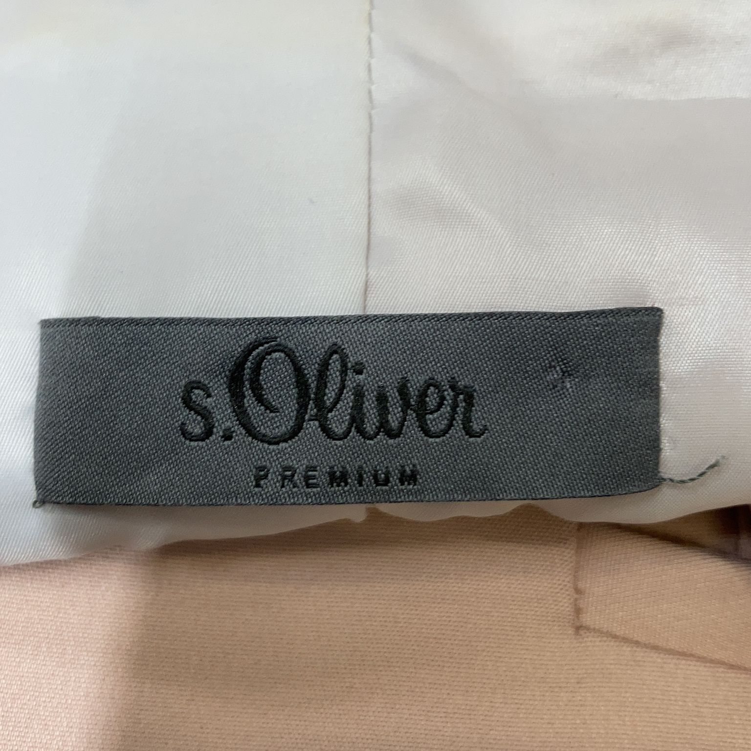 s.Oliver Premium