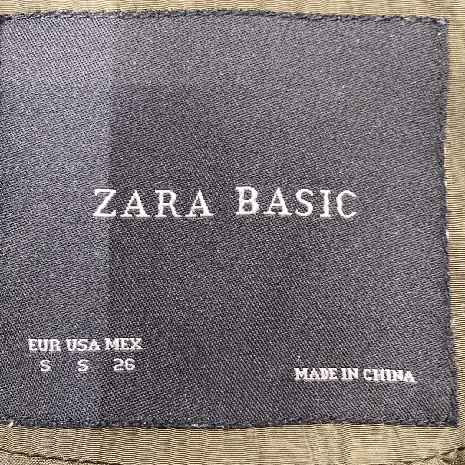 Zara Basic