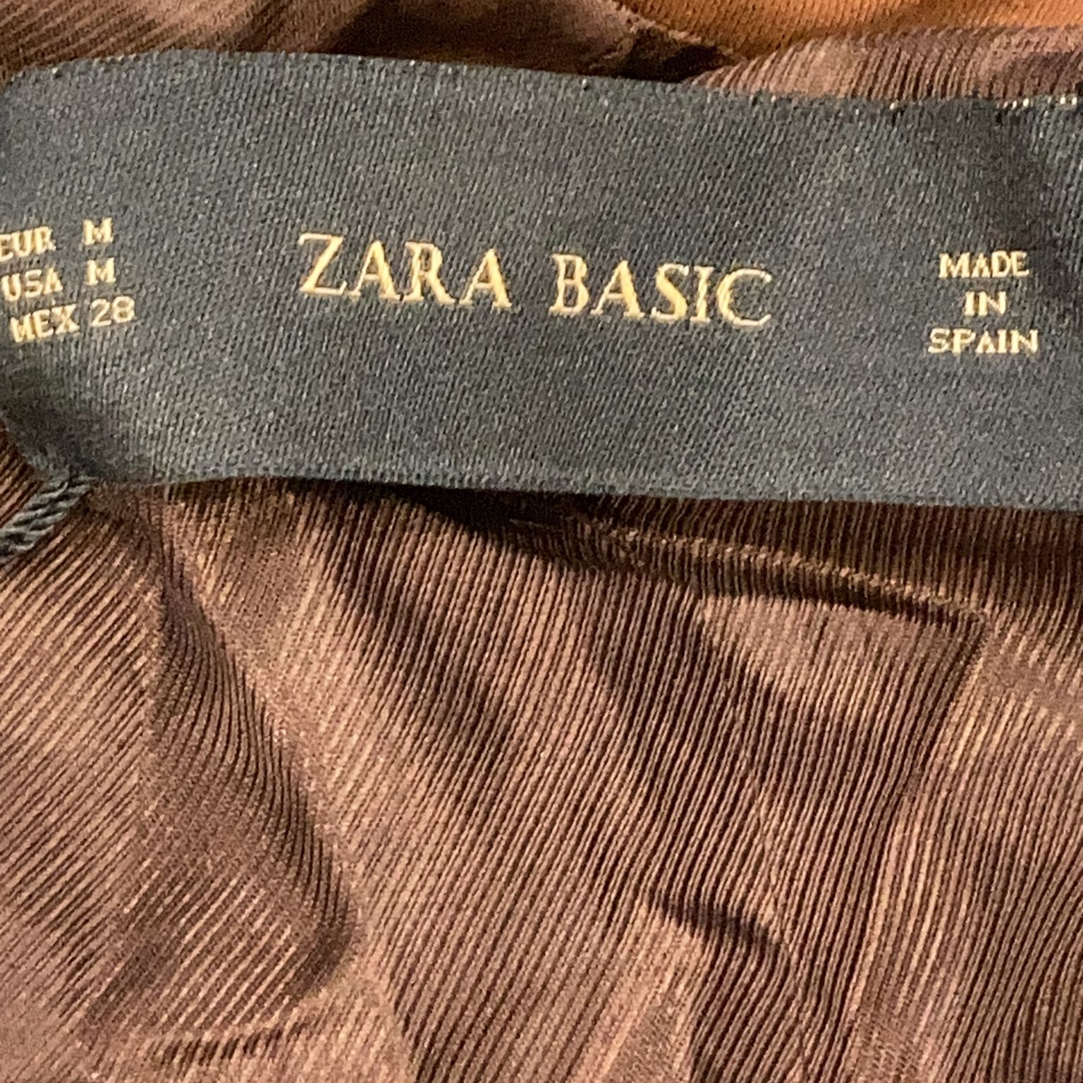 Zara Basic