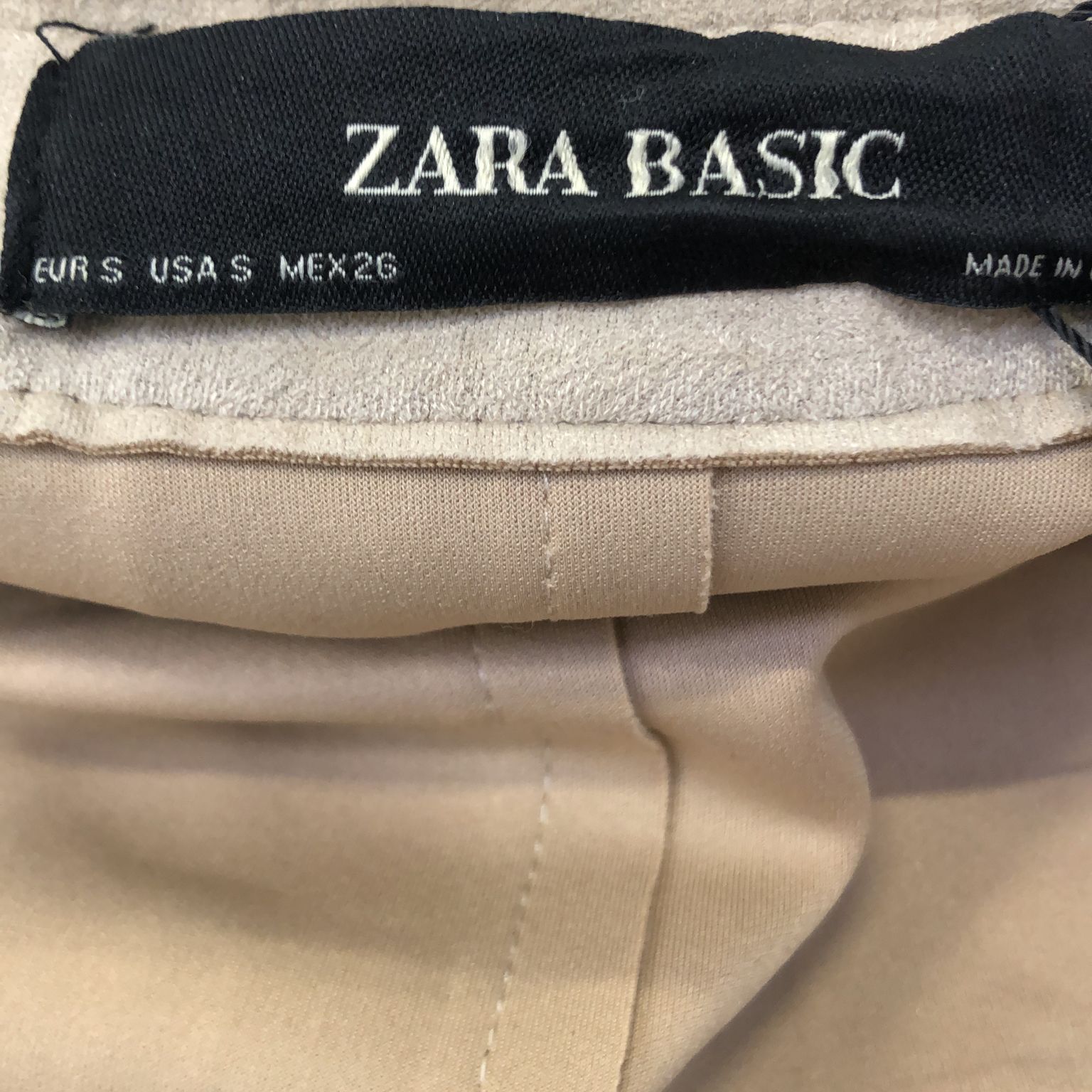 Zara Basic