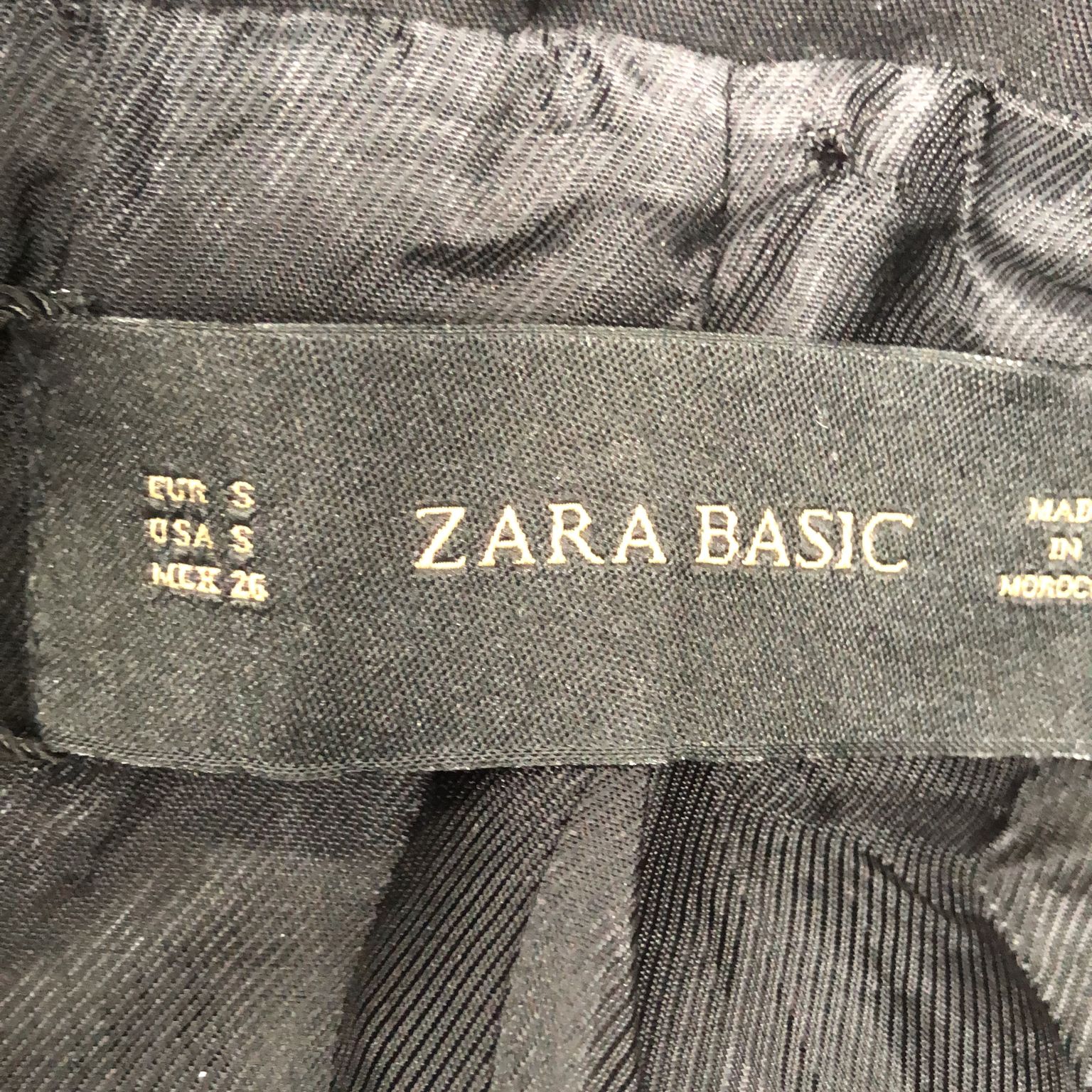 Zara Basic