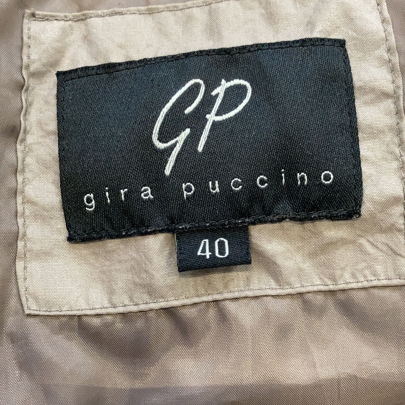 Gira Puccino