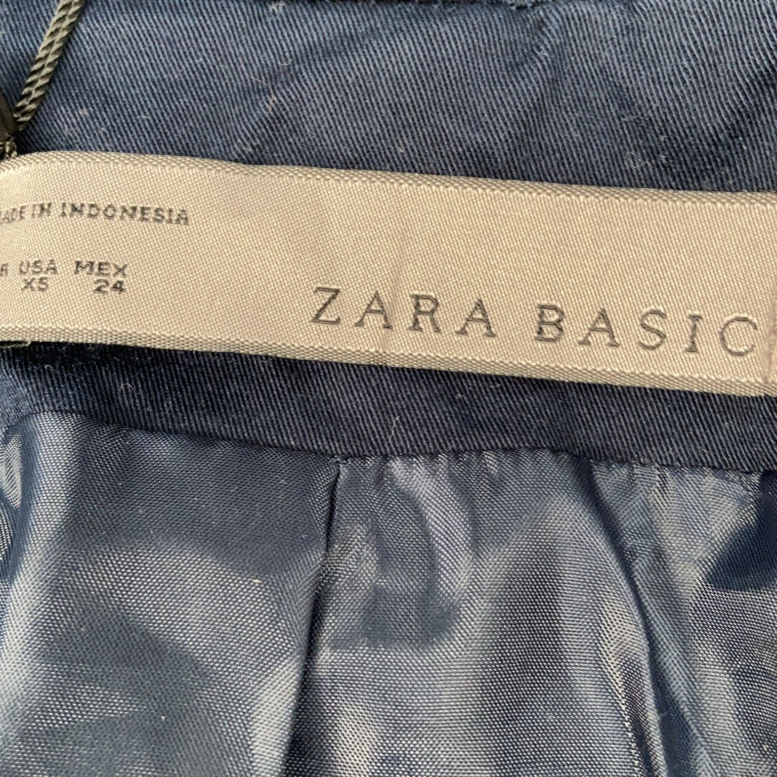 Zara Basic