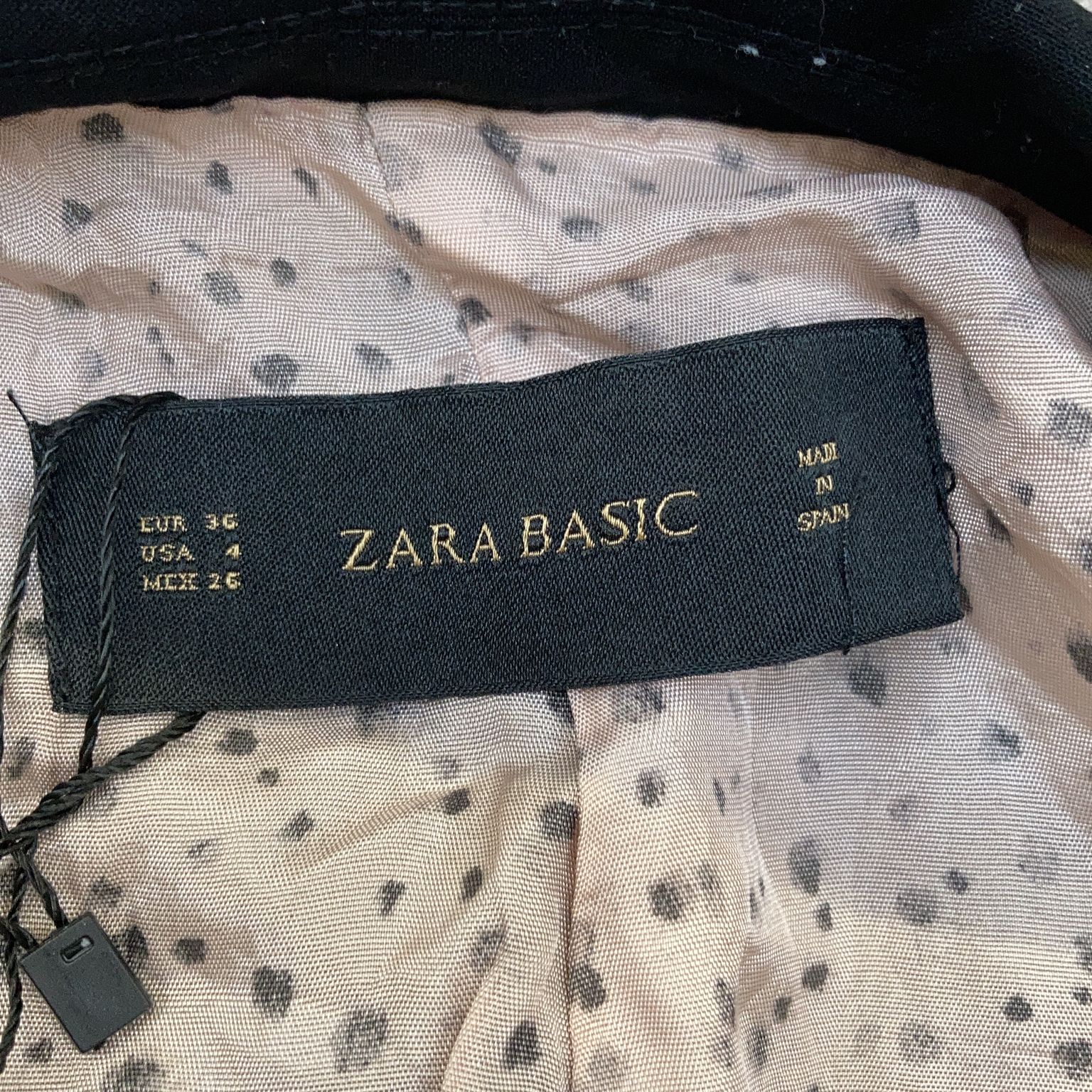 Zara Basic