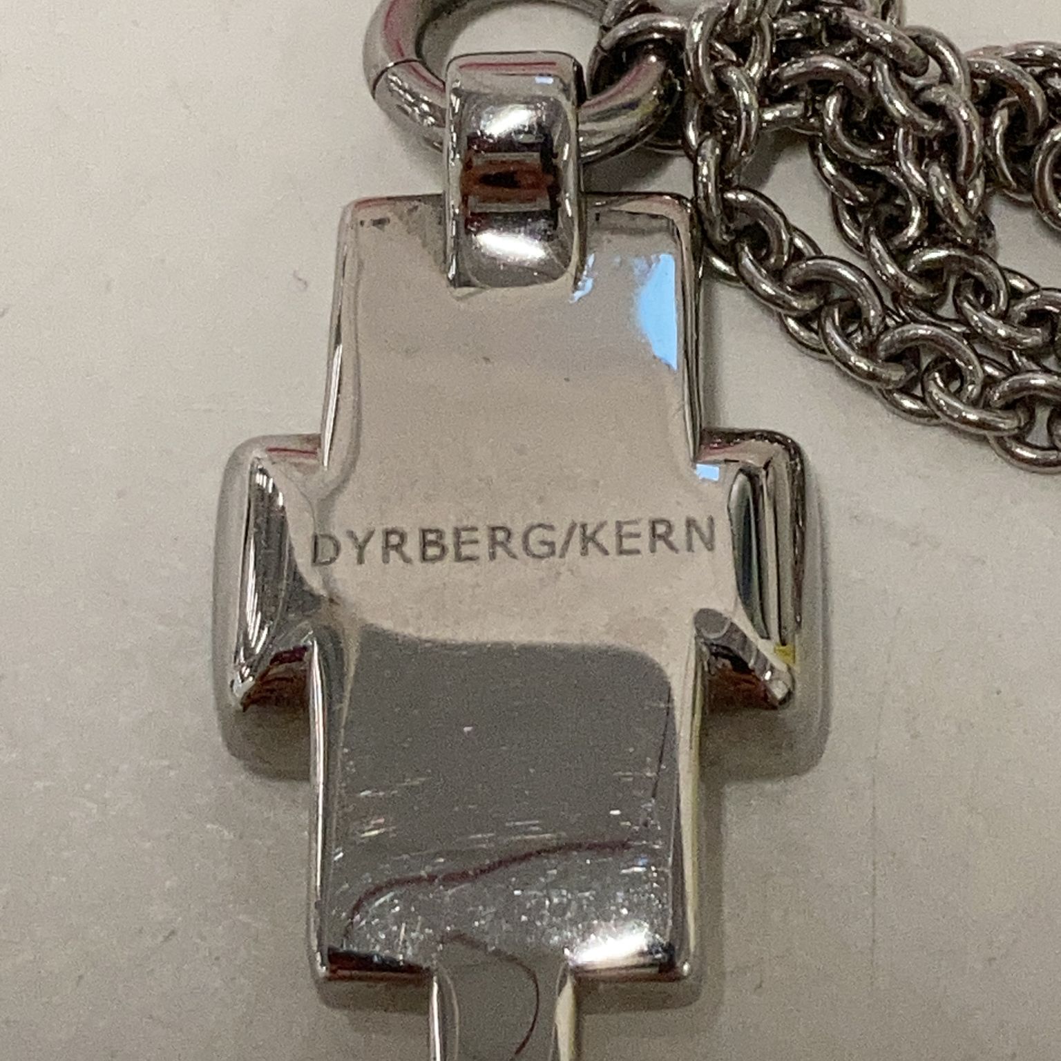 Dyrberg/Kern