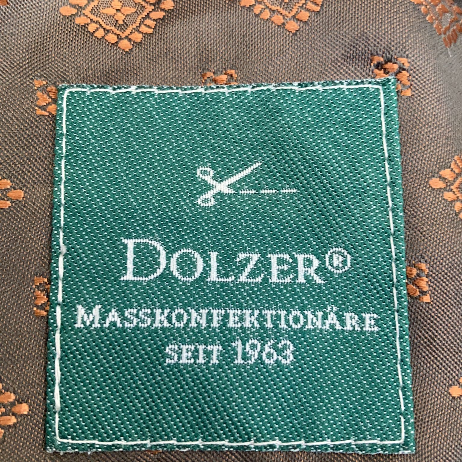 Dolzer