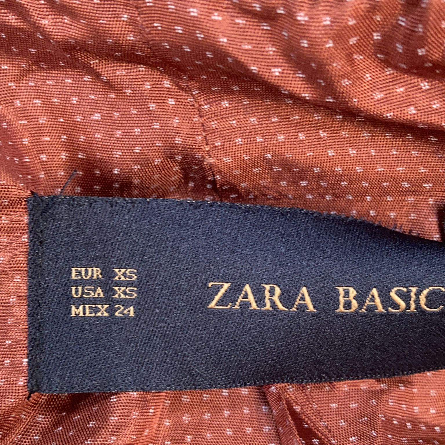 Zara Basic