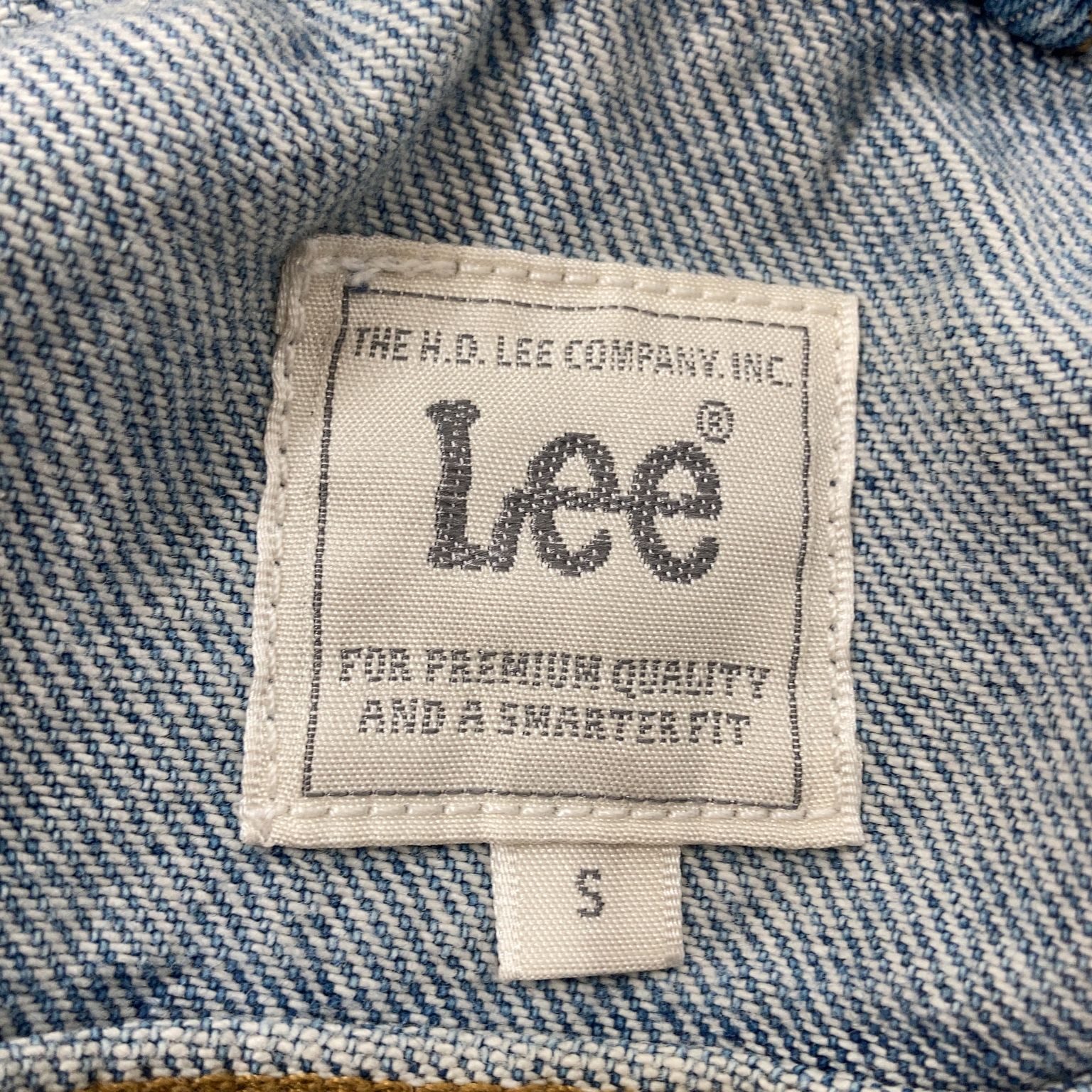 Lee