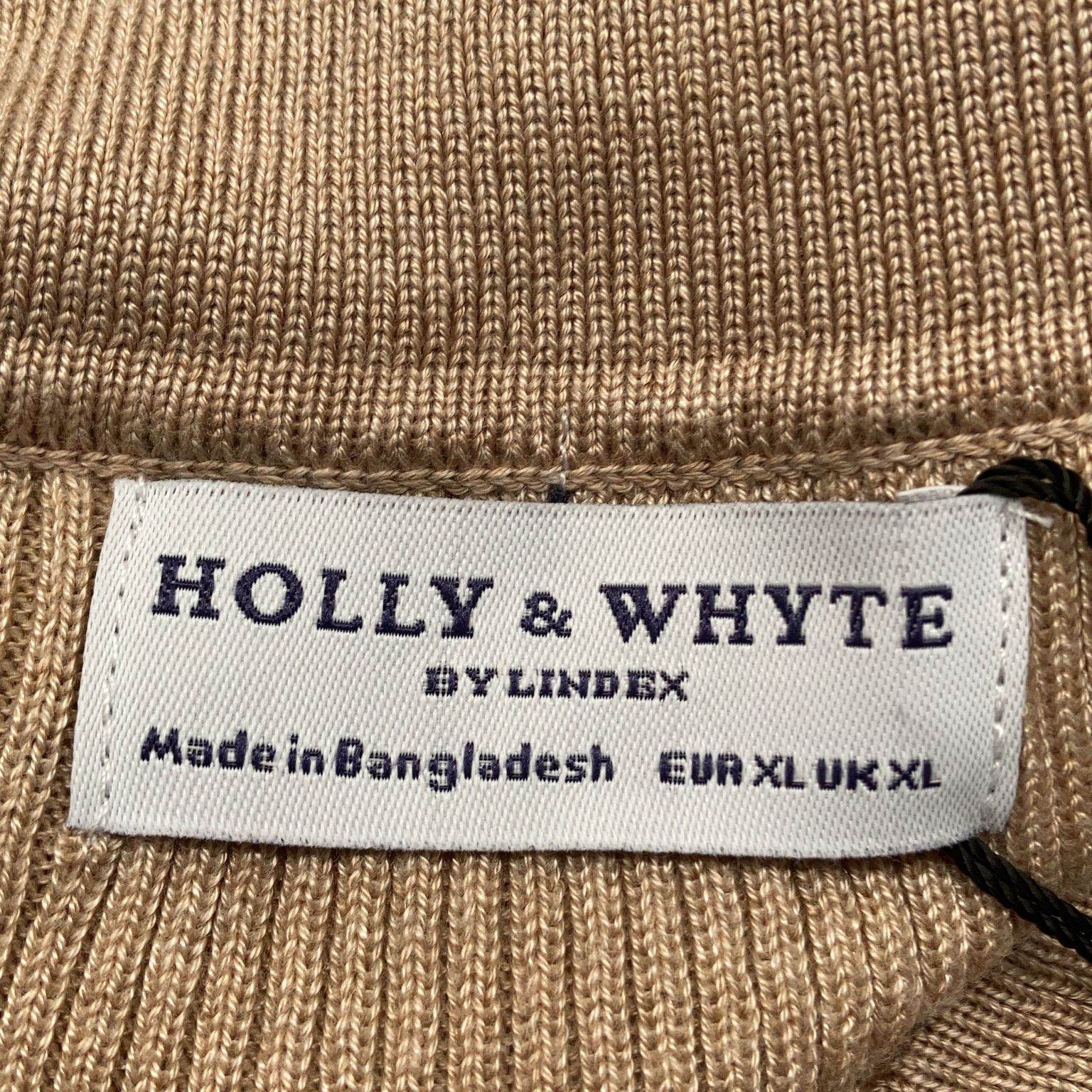 Holly  Whyte by Lindex