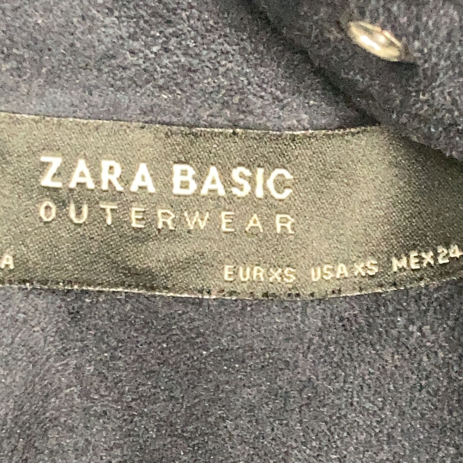 Zara Basic