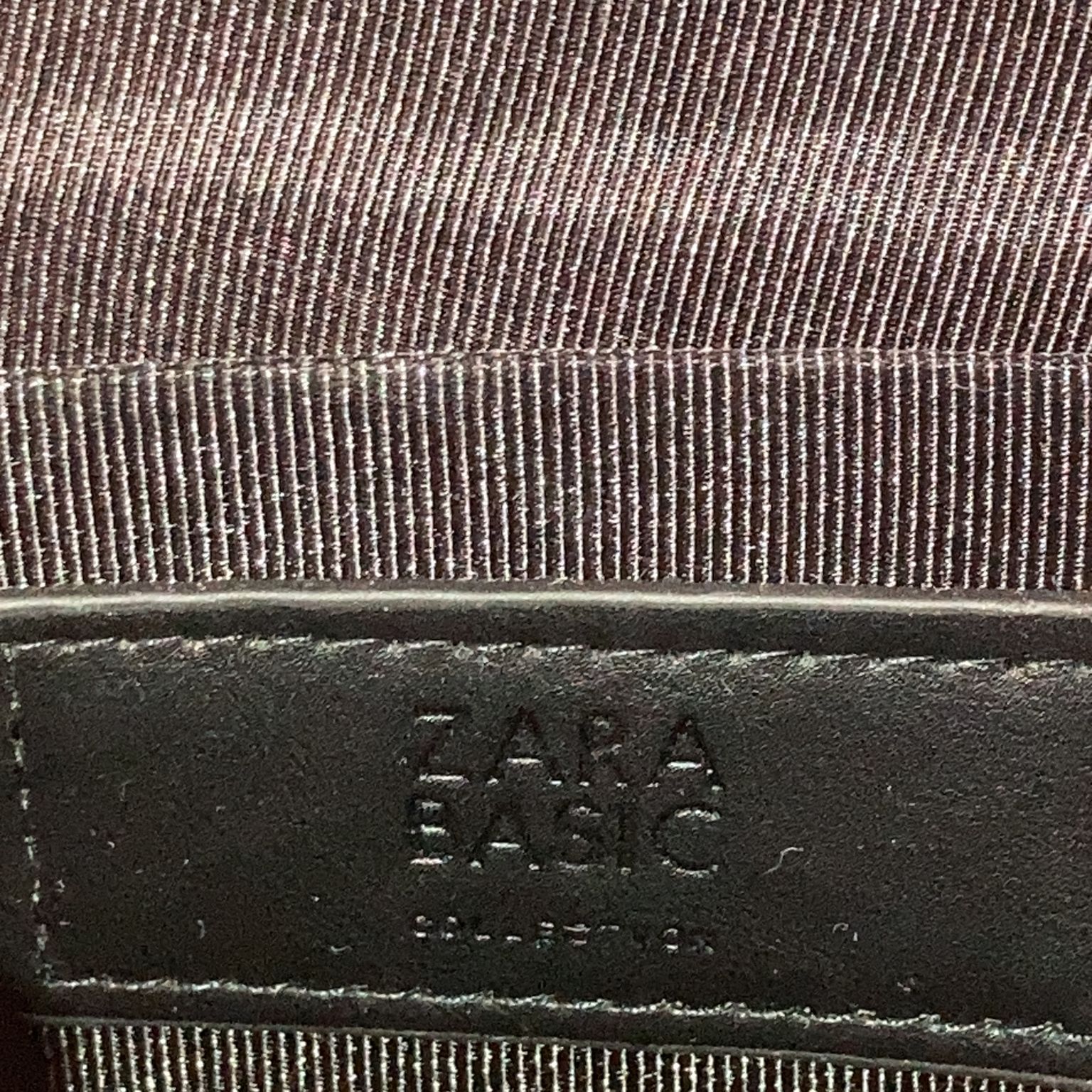 Zara Basic