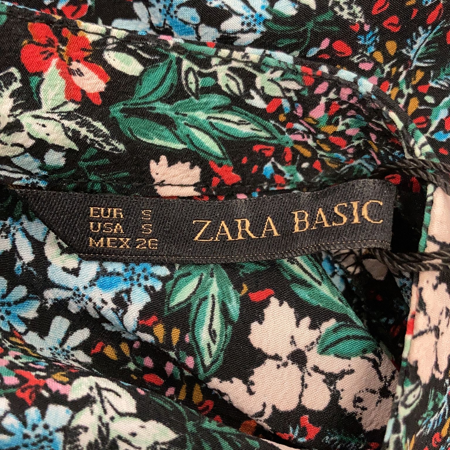 Zara Basic