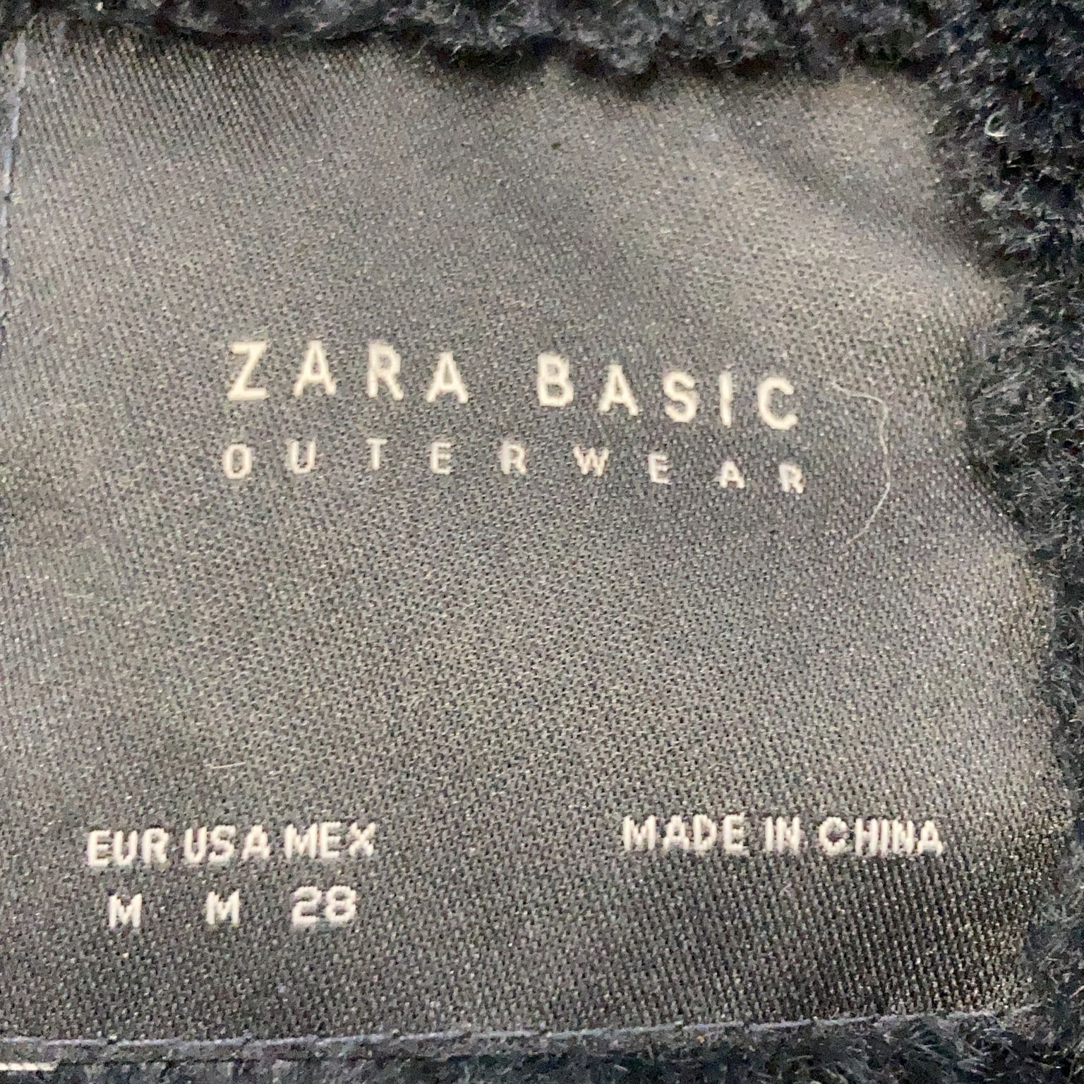 Zara Basic