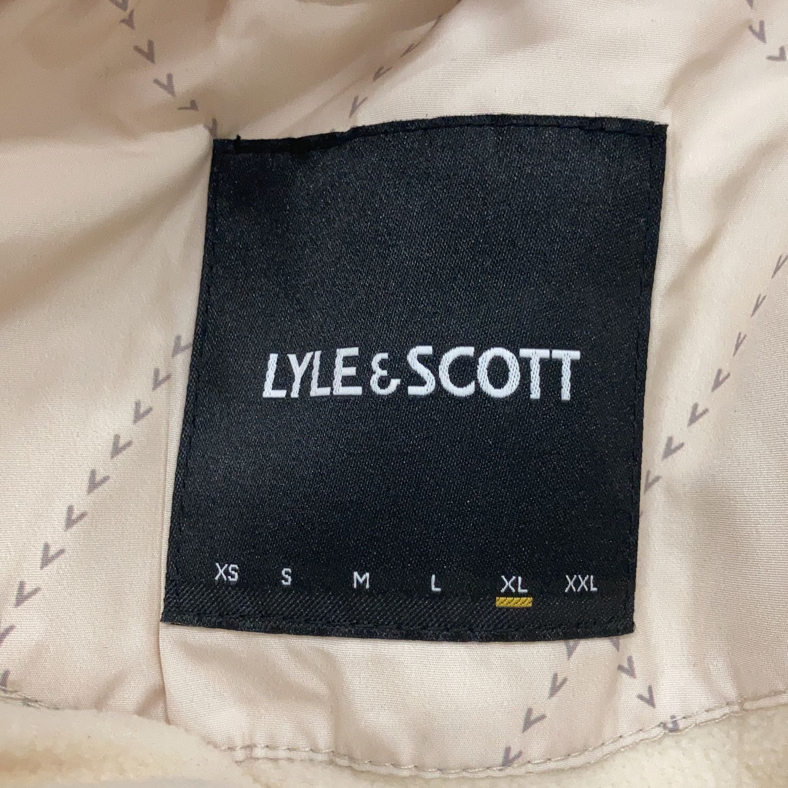 Lyle  Scott