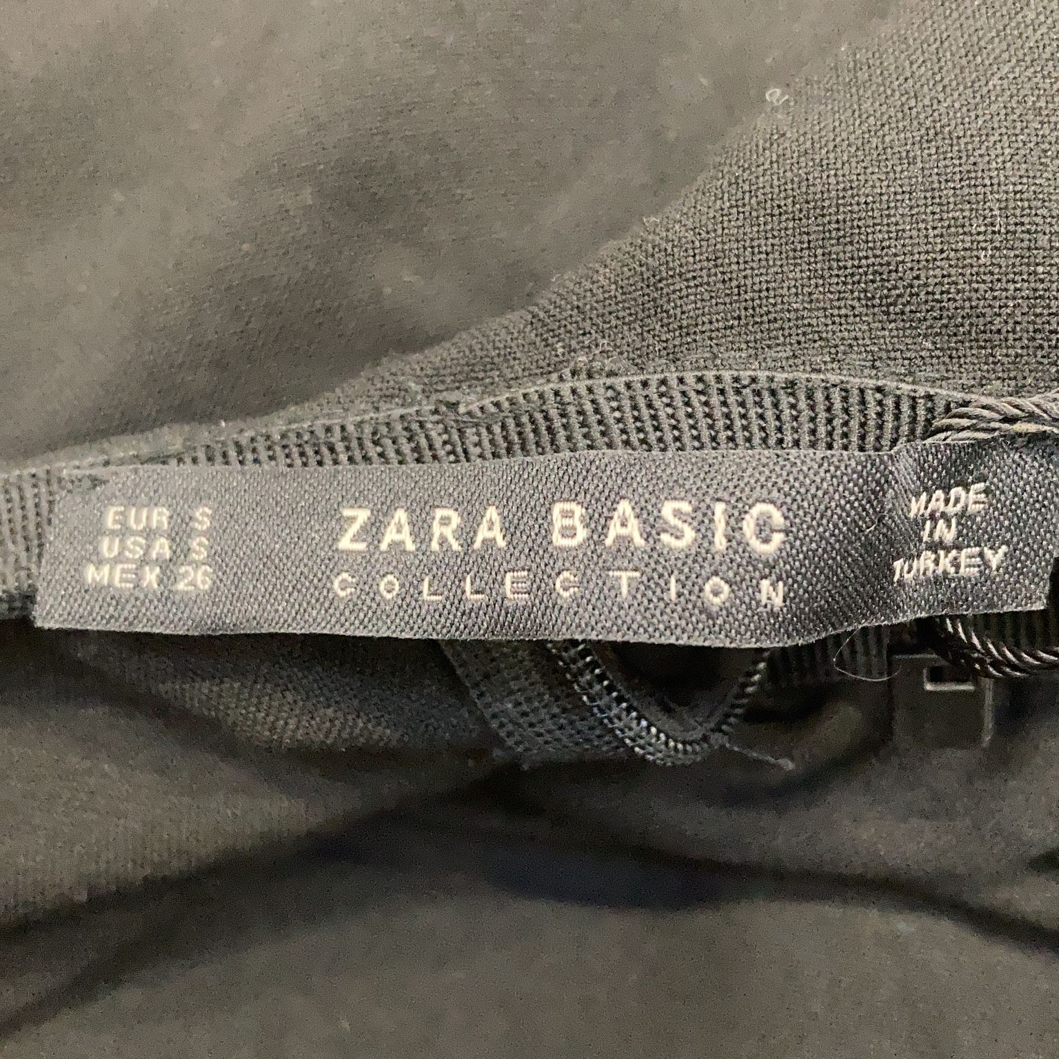 Zara Basic