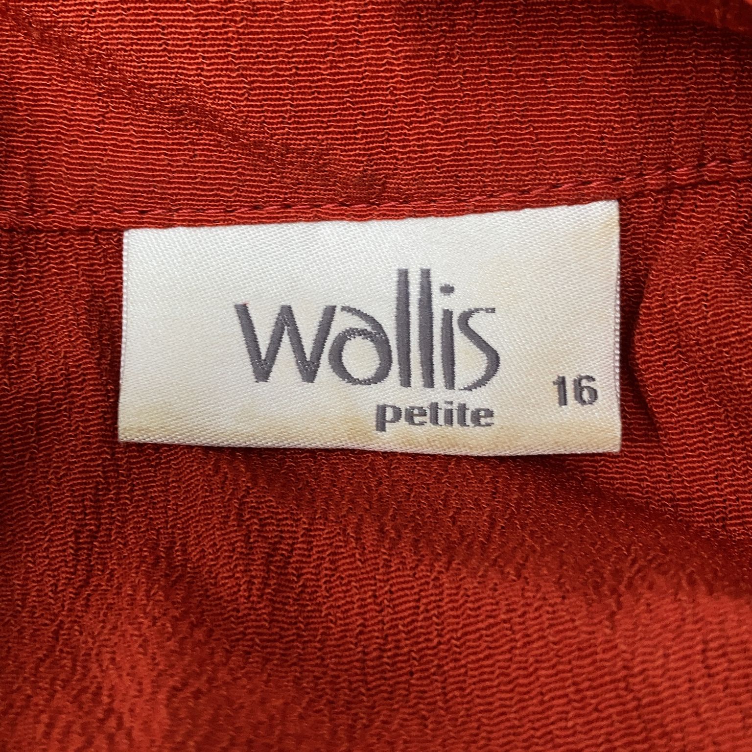 Wallis Petite