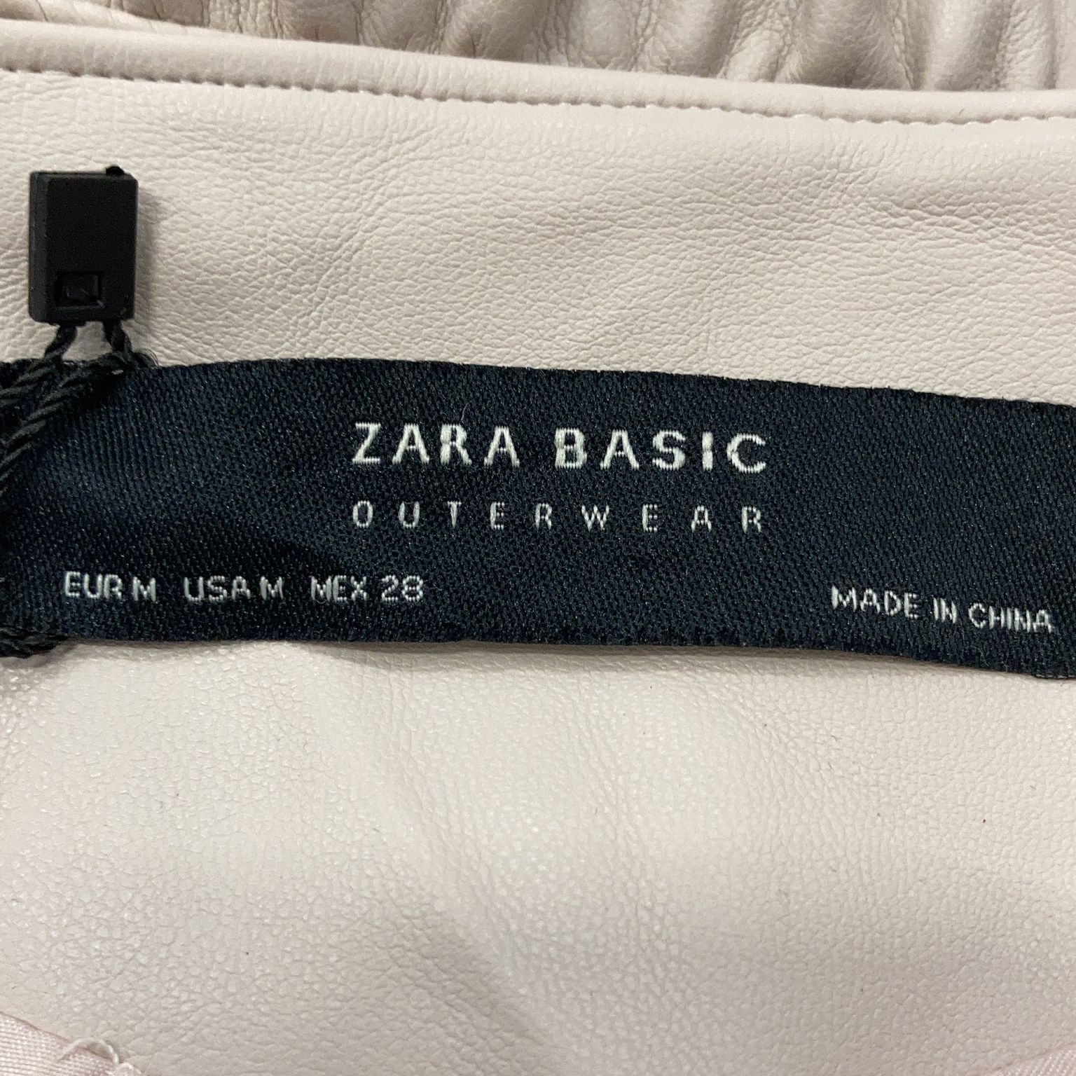 Zara Basic