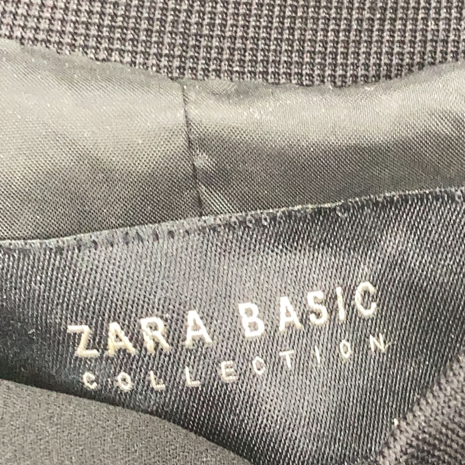 Zara Basic