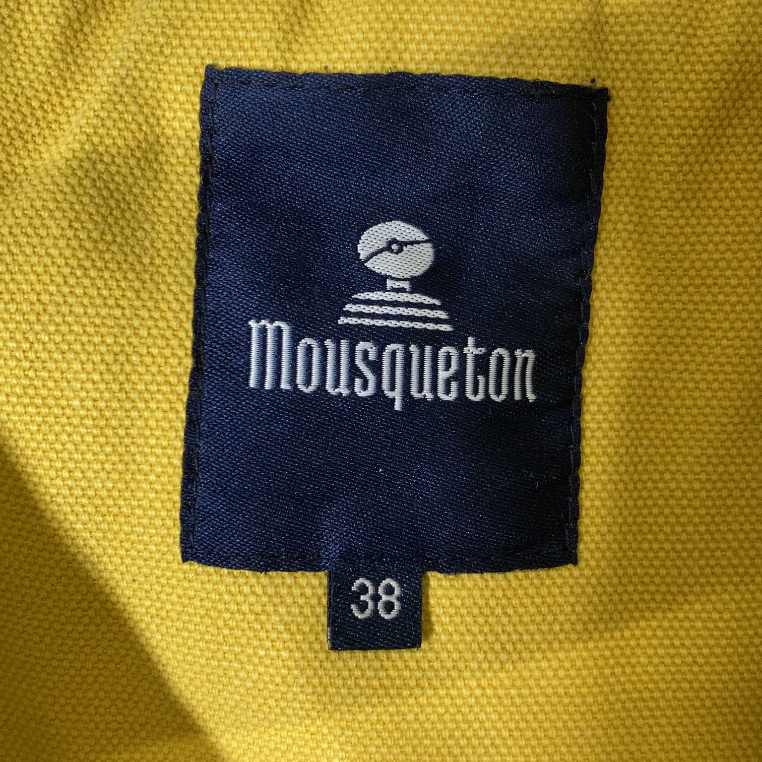 Mousqueton